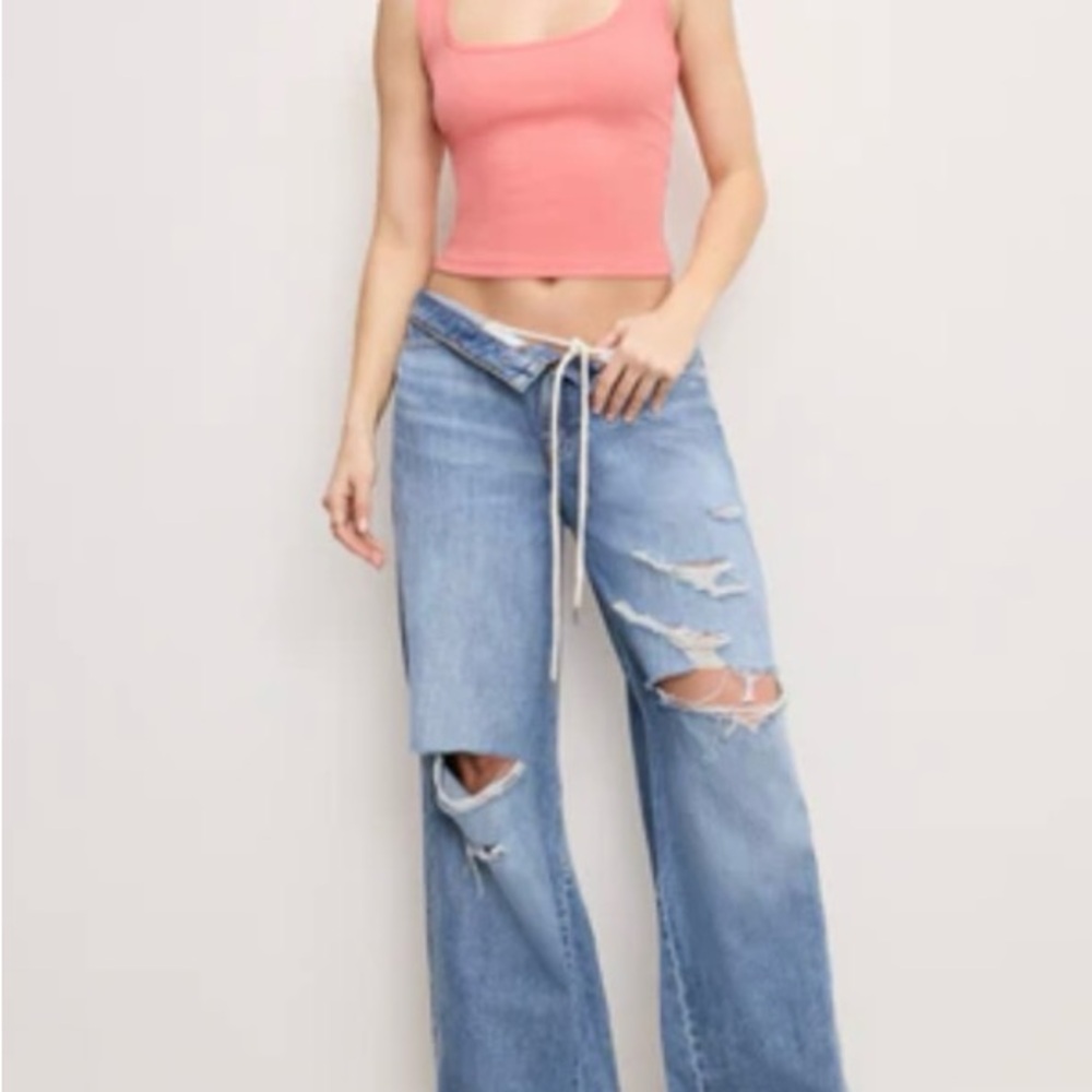 NEW! Good American “Good Ease Relaxed” Jeans